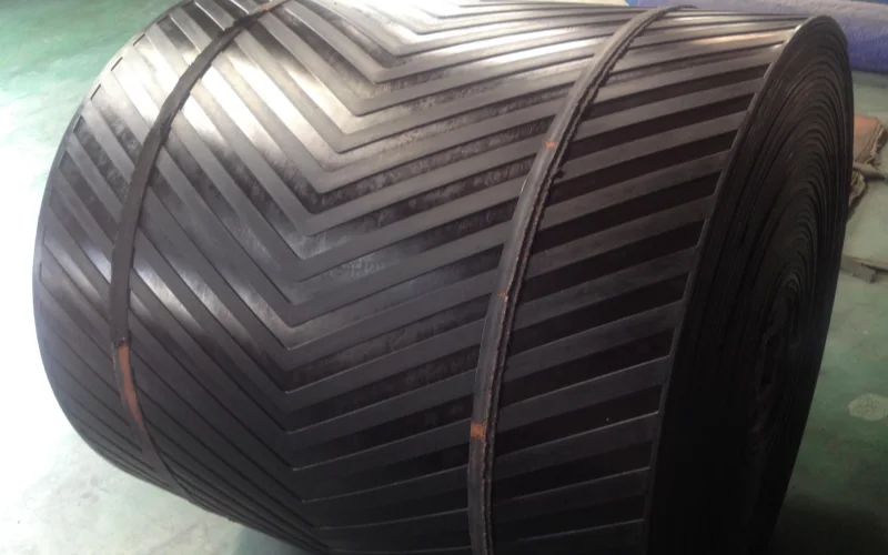 concave pattern chevron conveyor belt design