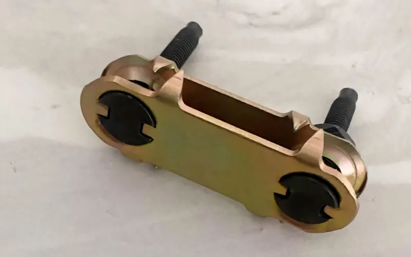  Solid Plate Fasteners
