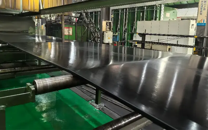 Rubber Conveyor Belt vulcanization