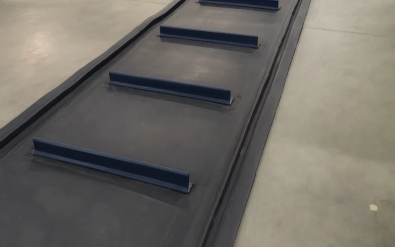 1.Rubber Cleated convyeor belt