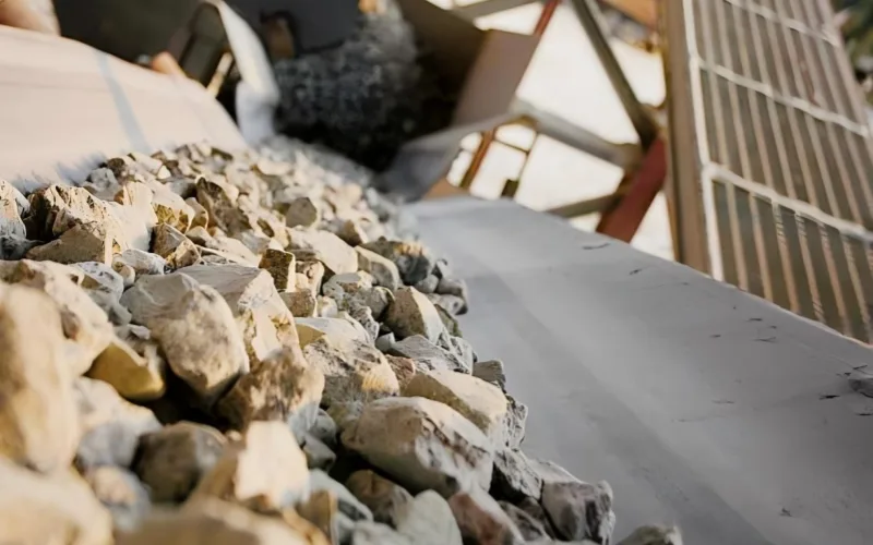 rock heavy duty conveyor belt