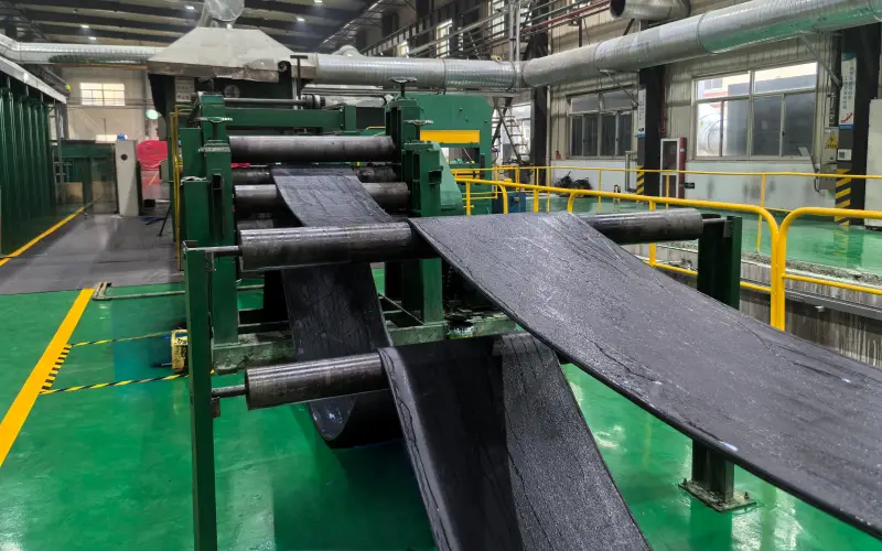  Step 3 Conveyor belt after applying Silicon-Based Mold Release Agent